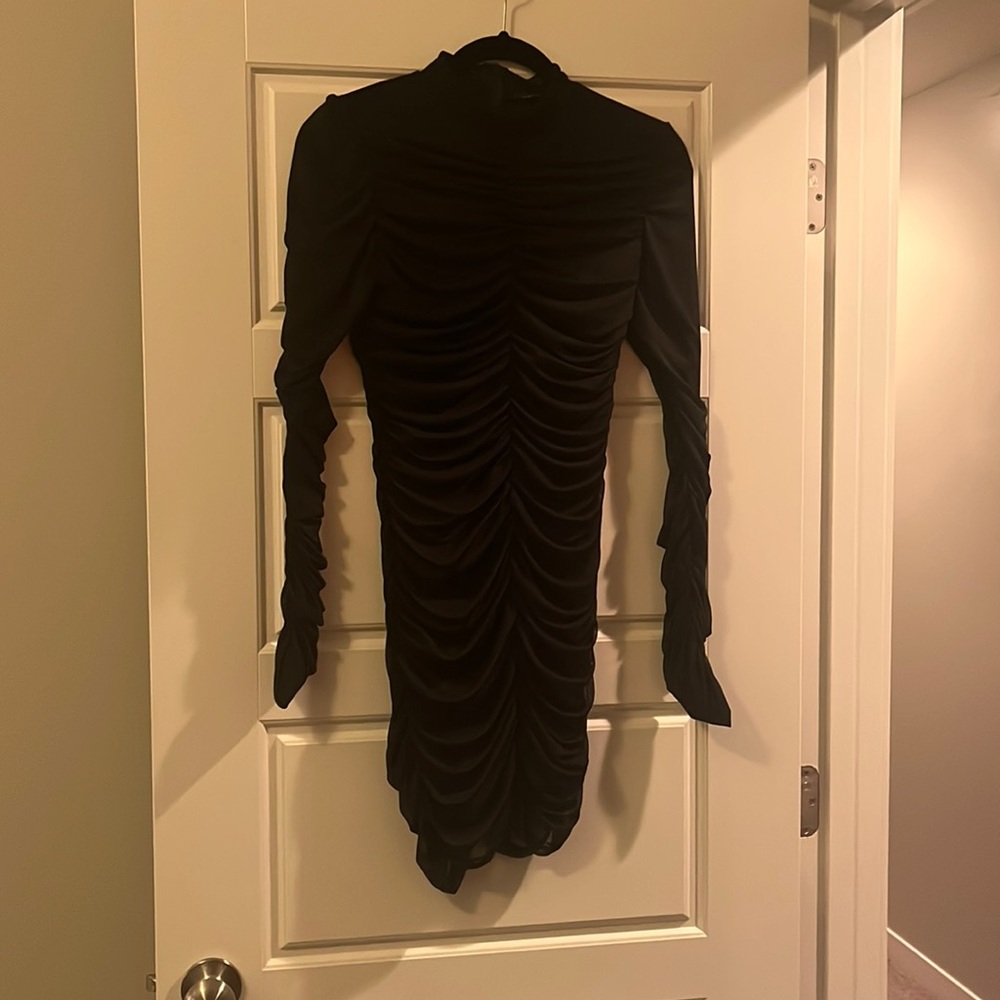 GORGEOUS BODY CON DRESS
